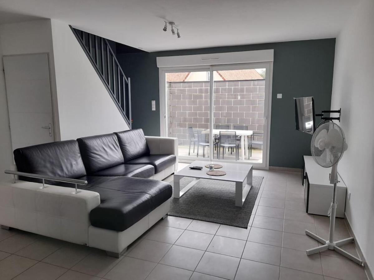 Logement De 100M2 Avec Terrasse Wardrecques Εξωτερικό φωτογραφία