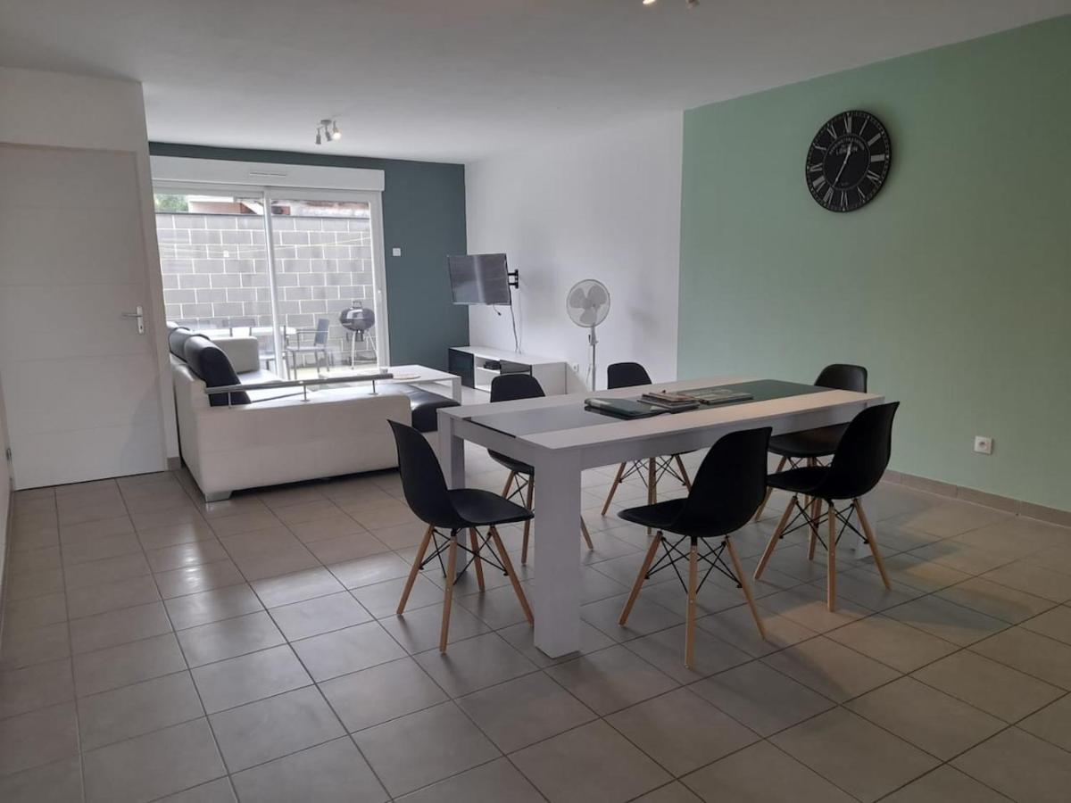 Logement De 100M2 Avec Terrasse Wardrecques Εξωτερικό φωτογραφία